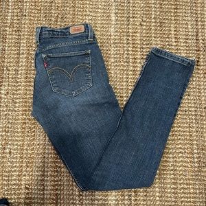 Levi Low Rise Jeans